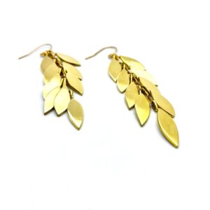 Bijoux artisanaux en laiton, boucles d'oreilles Rameaux Dorés Méditerranéens avec feuilles d'olivier et chaîne plaqué or